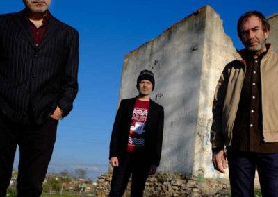 Ciclo «Emergen&Cías SON Estrella Galicia» : SURFIN’ BICHOS + Ballena