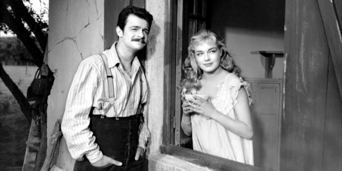 AulaCine CajaGranada muestra los diferentes rostros de París