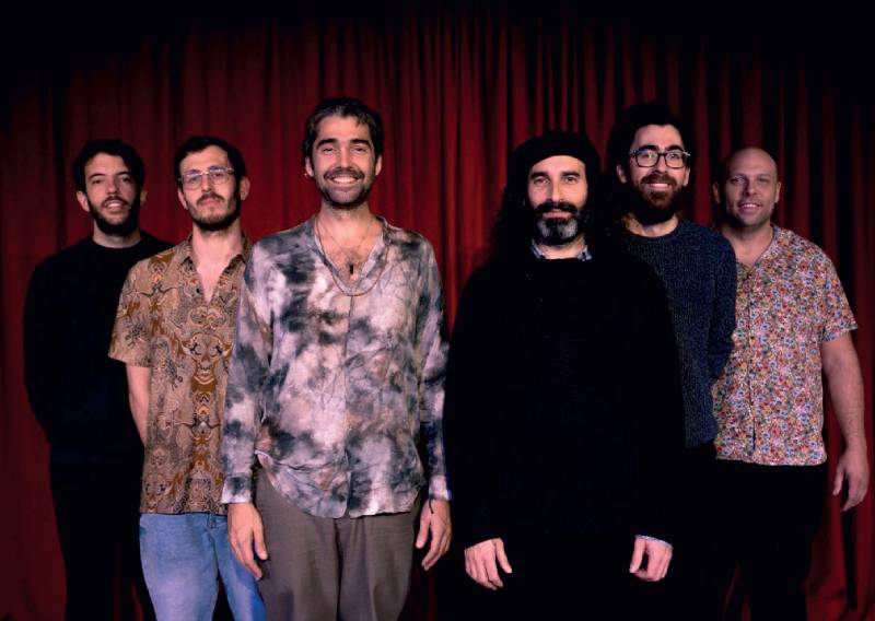 Integrantes del grupo 'Veiculo Longo'