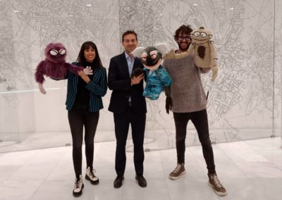 Títeres de solidaridad con Valencia en el Teatro CajaGranada